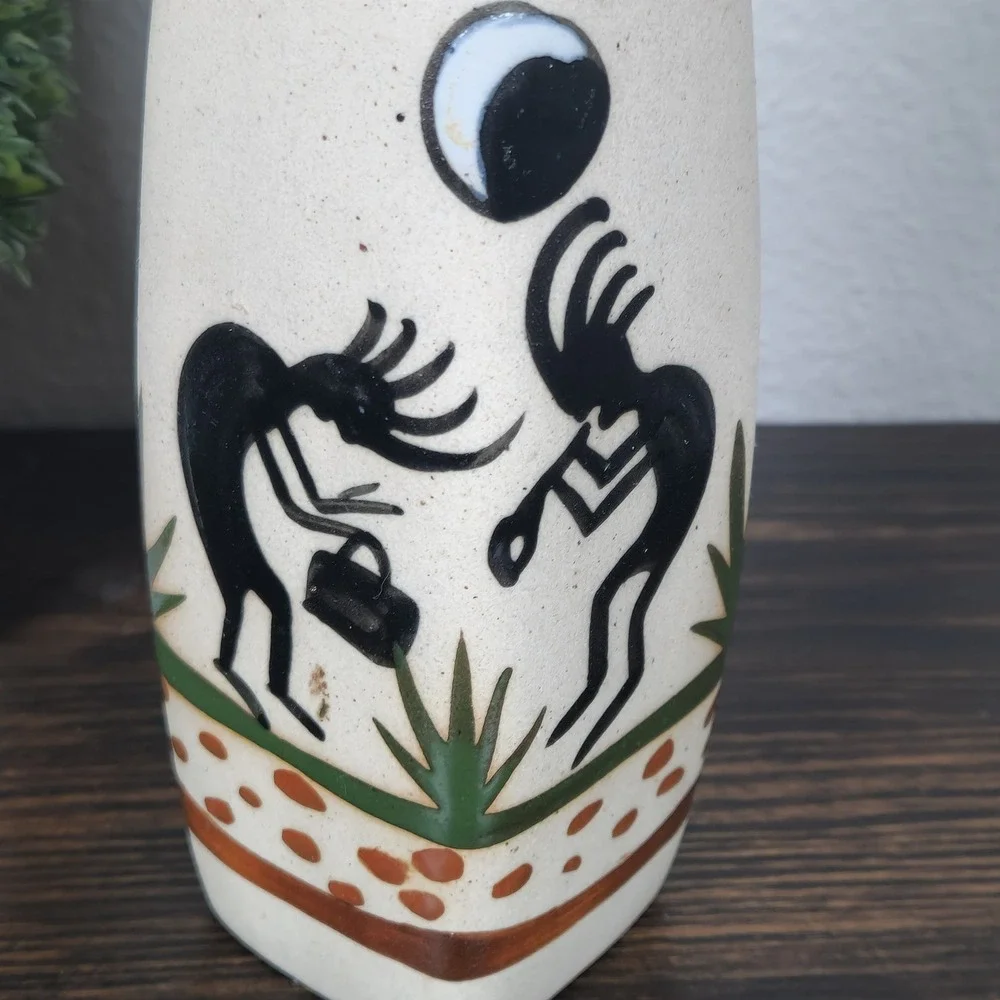 Kokopelli Sandstone Ceramic Pottery Vase Southwest Style Art Decor 8 in.